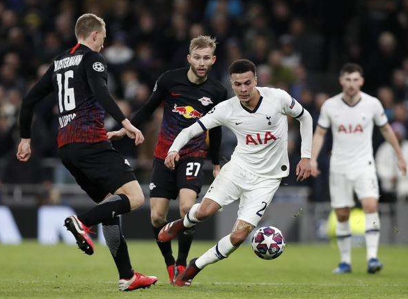 多米体育官网入口-多特蒙德第4次杀入欧洲冠军联赛